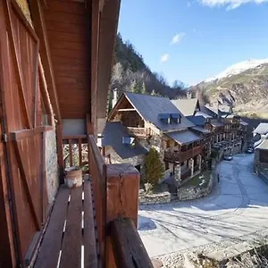3 Bedrooms With Locker And Parking At Baqueira-beret Apartamento Arties
